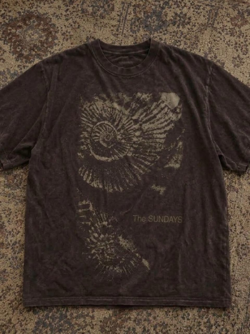 Gildan Men's Short Sleeve Graphic Tee - Brown with Cream Print